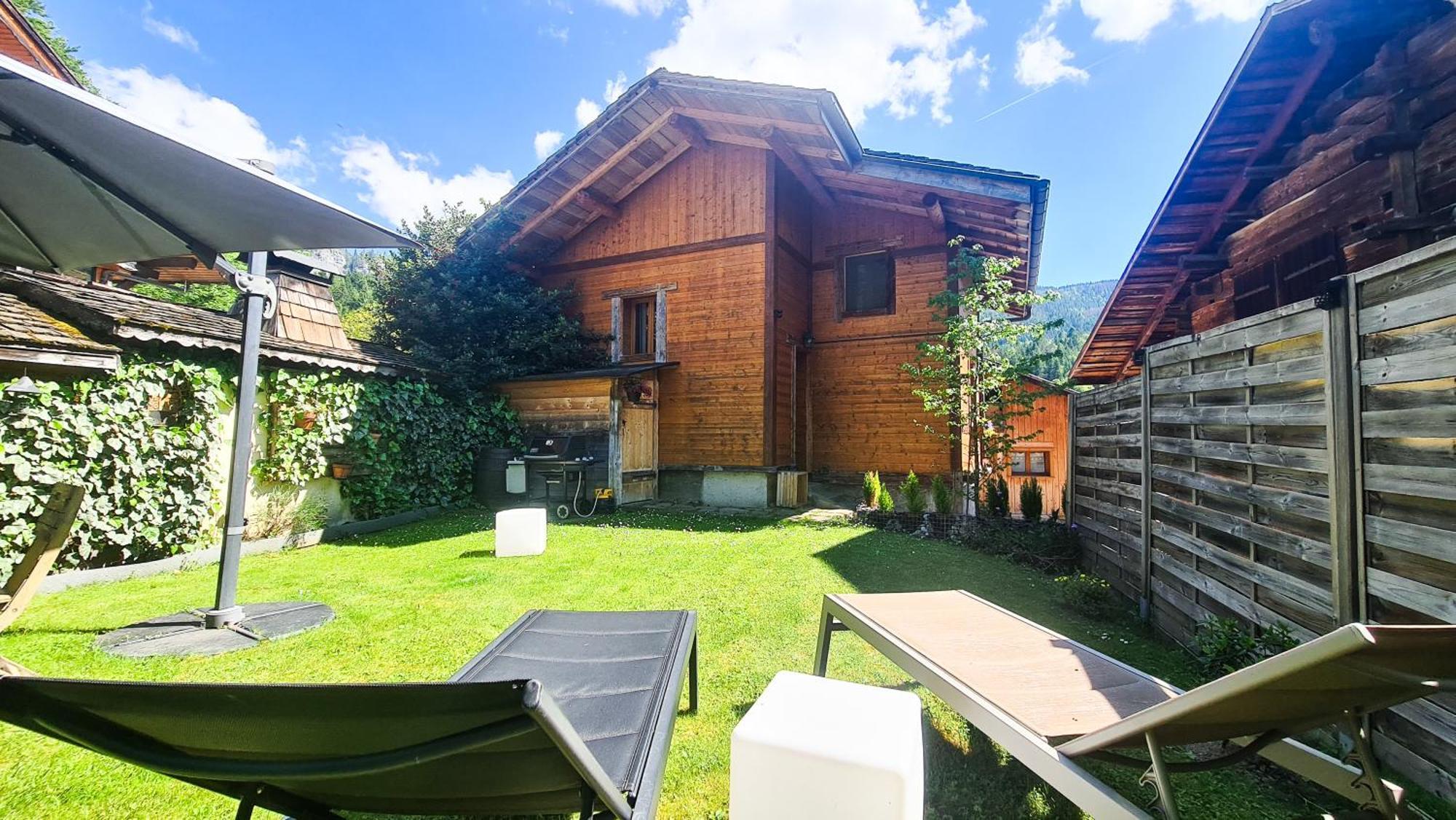 Le Grenier 1821 - Mini chalet - Centre village - AravisTour Saint-Jean-de-Sixt Extérieur photo